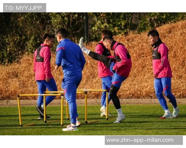 申花一线队国庆假期后重返训练场备战新赛季