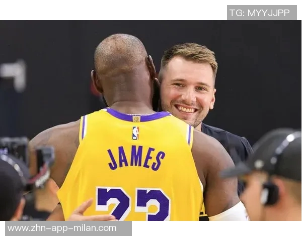 FIBA转发山寨球星合照引发热议大声喊出詹姆斯东契奇库里的名字 FIBA转发山寨球星合照引发热议大声喊出詹姆斯东契奇库里的名字